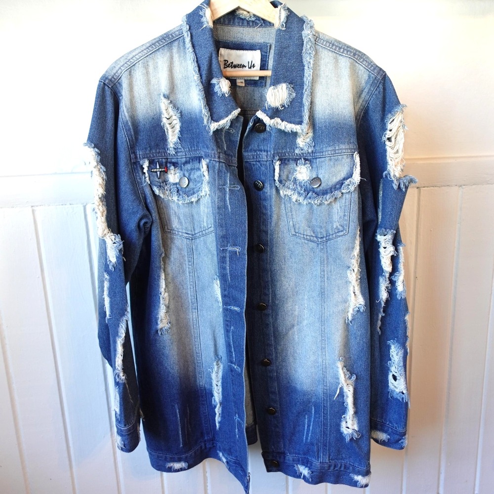 Y2K Denim Jacket Womens L XL Distressed Blue Jean Good Vibes Acid Wash Shirt - Picture 2 of 8